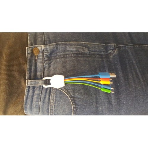 Kabel%204w1%20karabinczyk-600x600